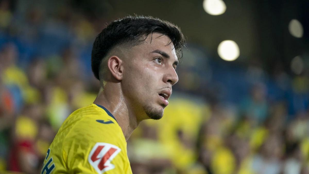 看球吧在线观看-官方：黄潜与阿霍马克续约至2028年，并将他外租至巴列卡诺