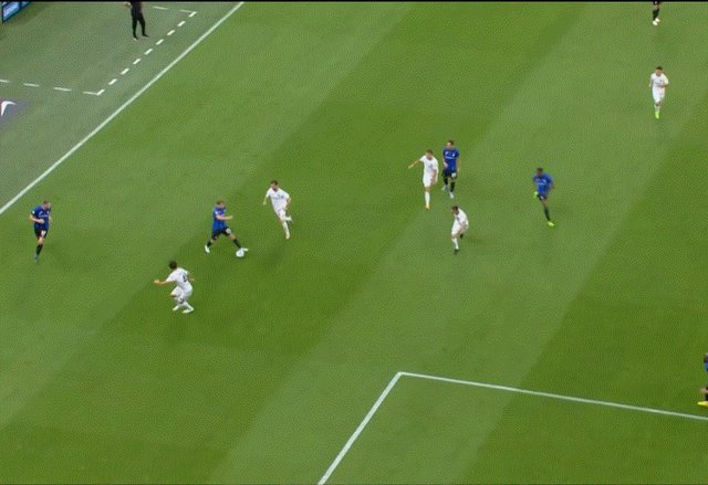 看球吧在线观看-【意甲】劳塔罗恰尔汗奥卢开和 国米3比0斯佩齐亚