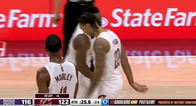 看球直播-泰森抛投打进，骑士最后25秒领先国王6分几乎锁定胜局