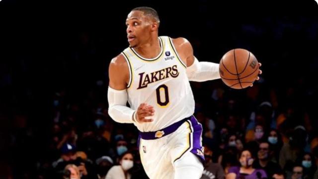 英超直播-【观点】打不好的韦少底薪都不如 打得好值2000万