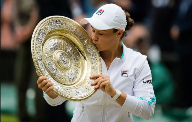 看球直播-巴蒂克服心魔首夺温网 用第二冠为世界第一正名